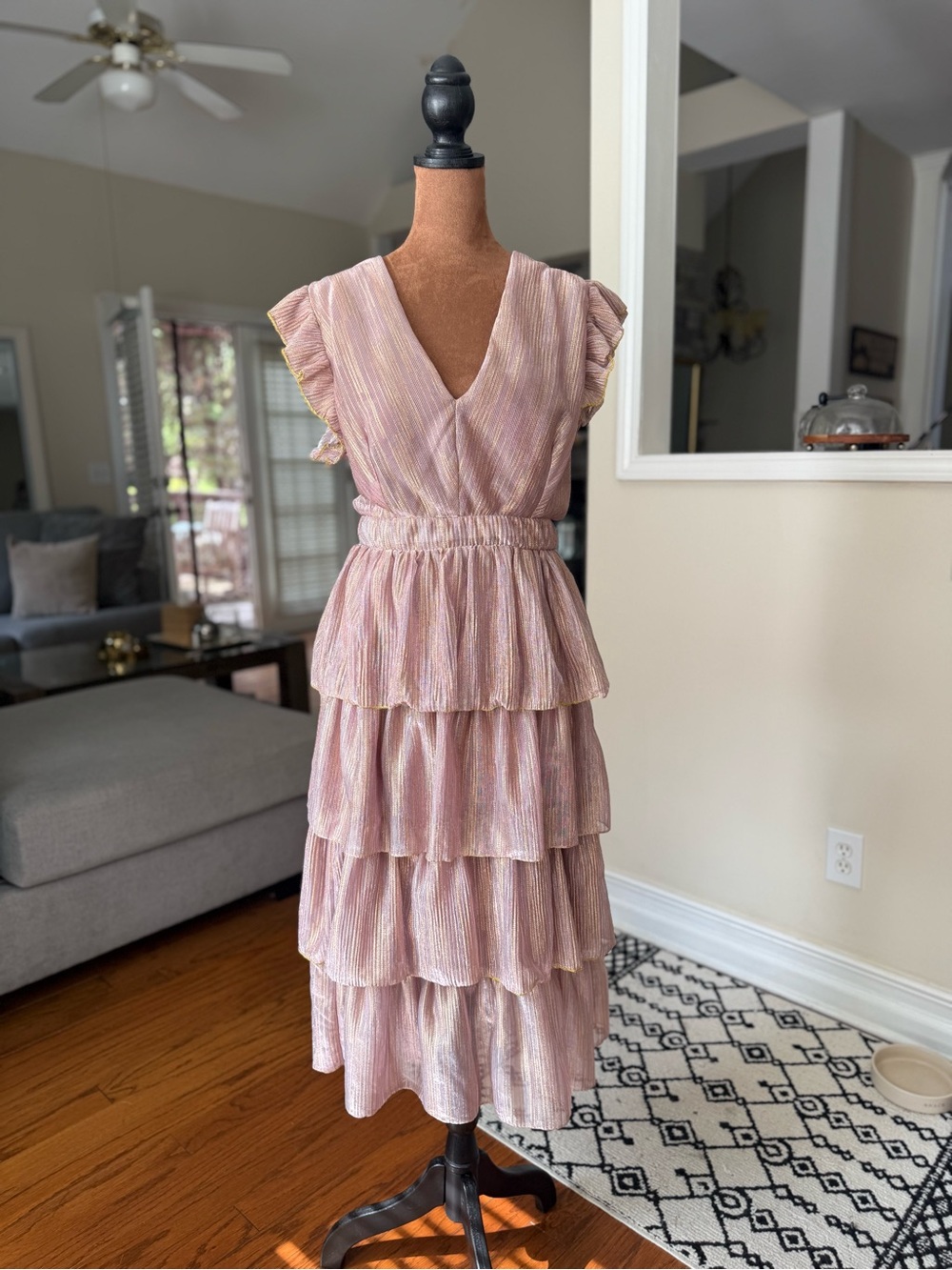 Storia Blush Pink Tiered Ruffled Midi Dress